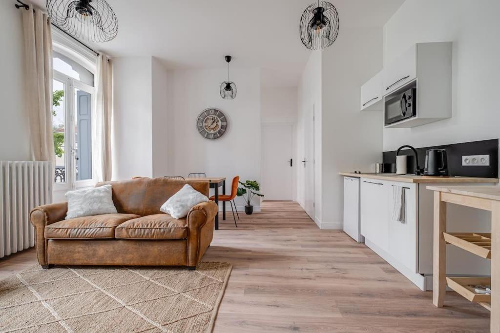 Grand Appartement «  City » Spacieux Et Moderne 생테티엔 외부 사진