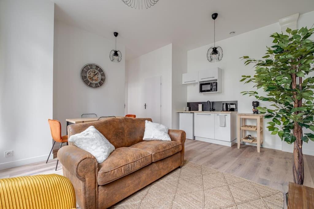 Grand Appartement «  City » Spacieux Et Moderne 생테티엔 외부 사진