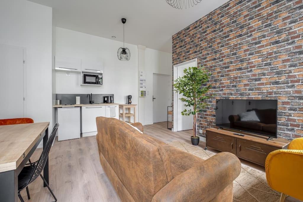 Grand Appartement «  City » Spacieux Et Moderne 생테티엔 외부 사진