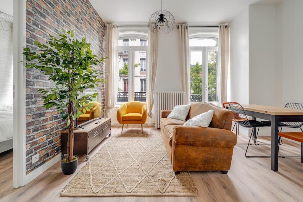 Grand Appartement «  City » Spacieux Et Moderne 생테티엔 외부 사진